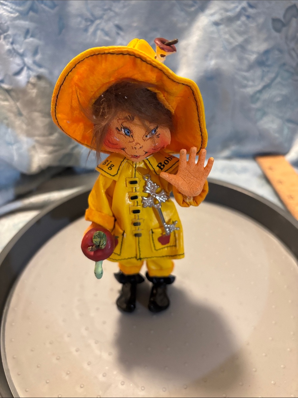Vintage Annalee Thimbles Dunkin Apple Bobber Doll 6”